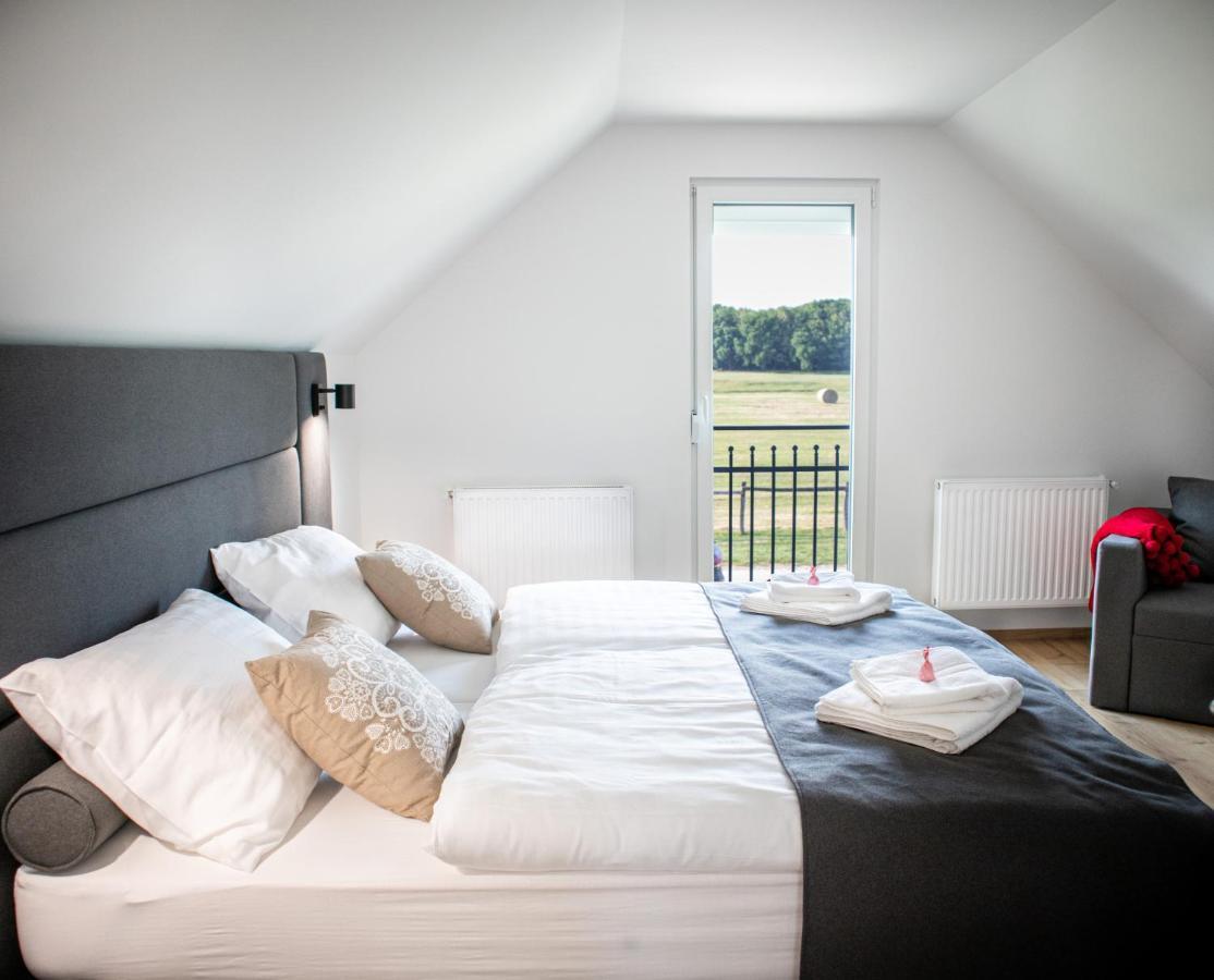 Ugo Apartman Halászi Extérieur photo