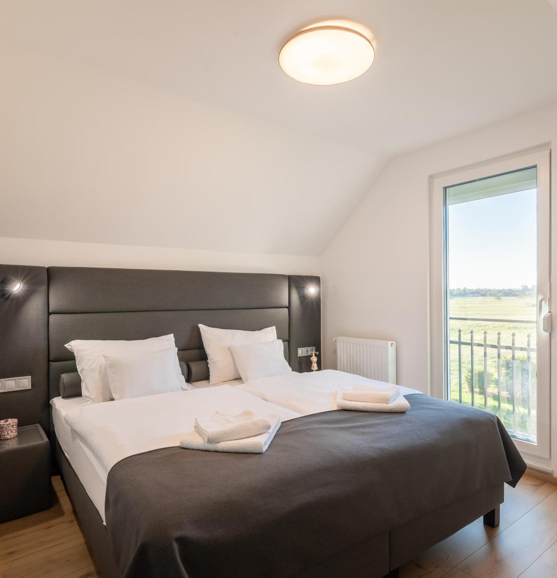 Ugo Apartman Halászi Extérieur photo